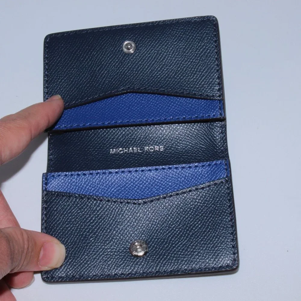Michael Kors new defects